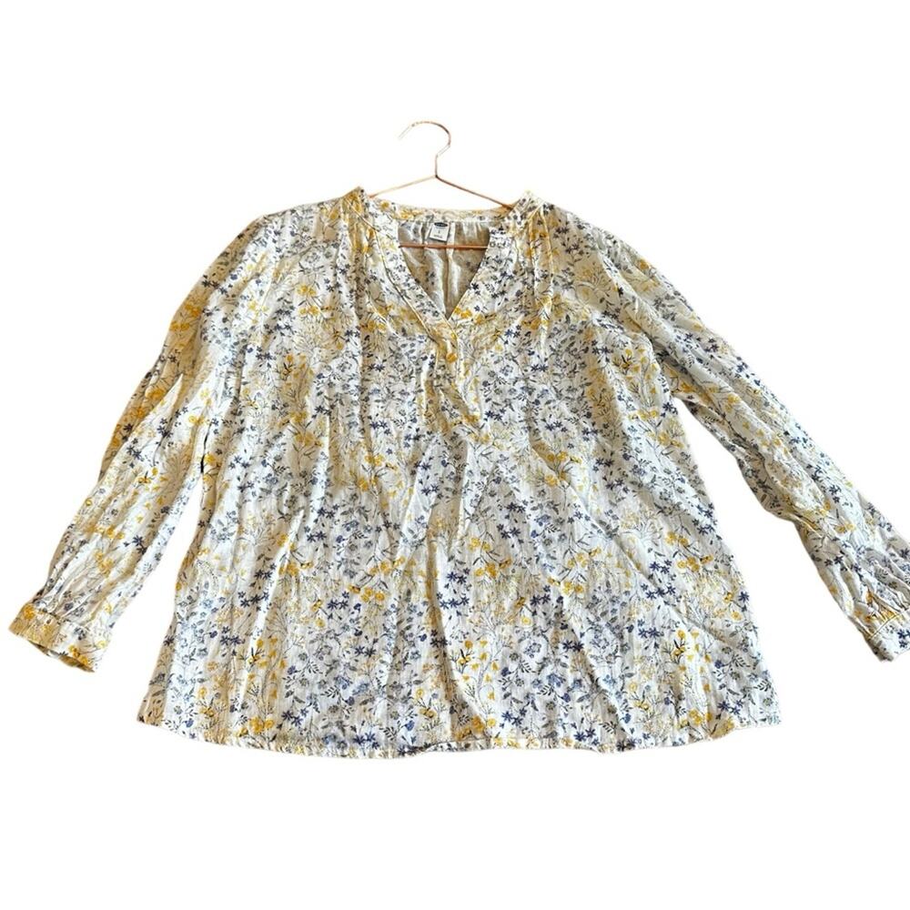 Old Navy White Linen Blend Floral Long Sleeve Blouse